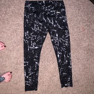 Black/White marble tights